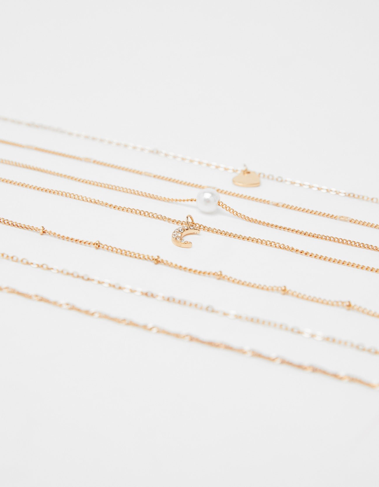 Multi-chain necklace